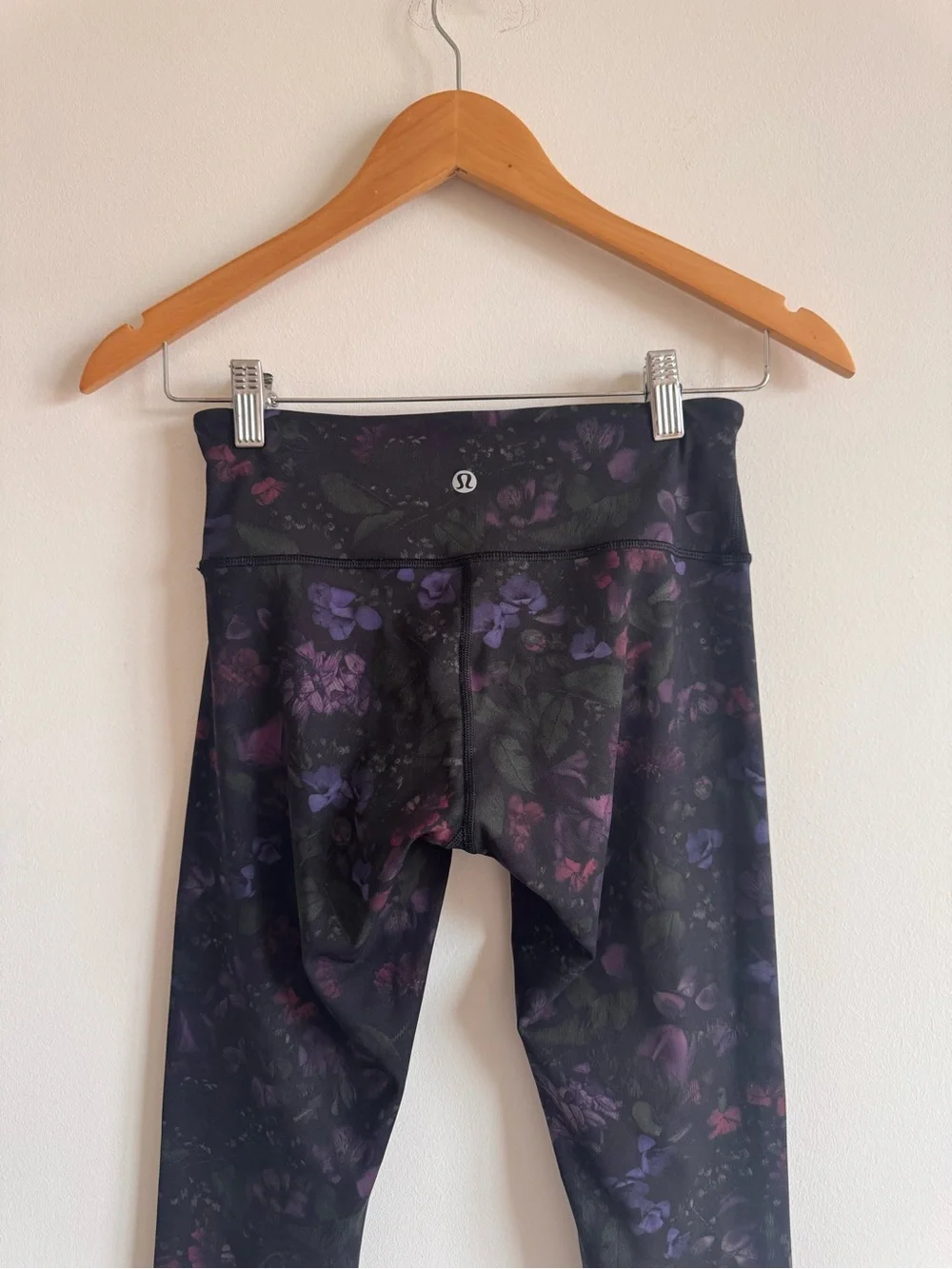 Lululemon | Wunder Under Hi-Rise Tight Full-On Luxtreme 28” Frozen Flourish US 4